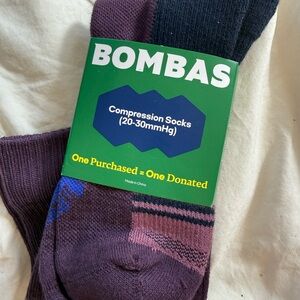 Bombas unisex Compression Socks in Deep Purple with Pink Accent Brand New size L